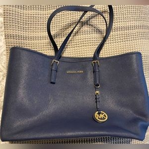 Michael Kors Navy Blue Jet Set Travel Tote